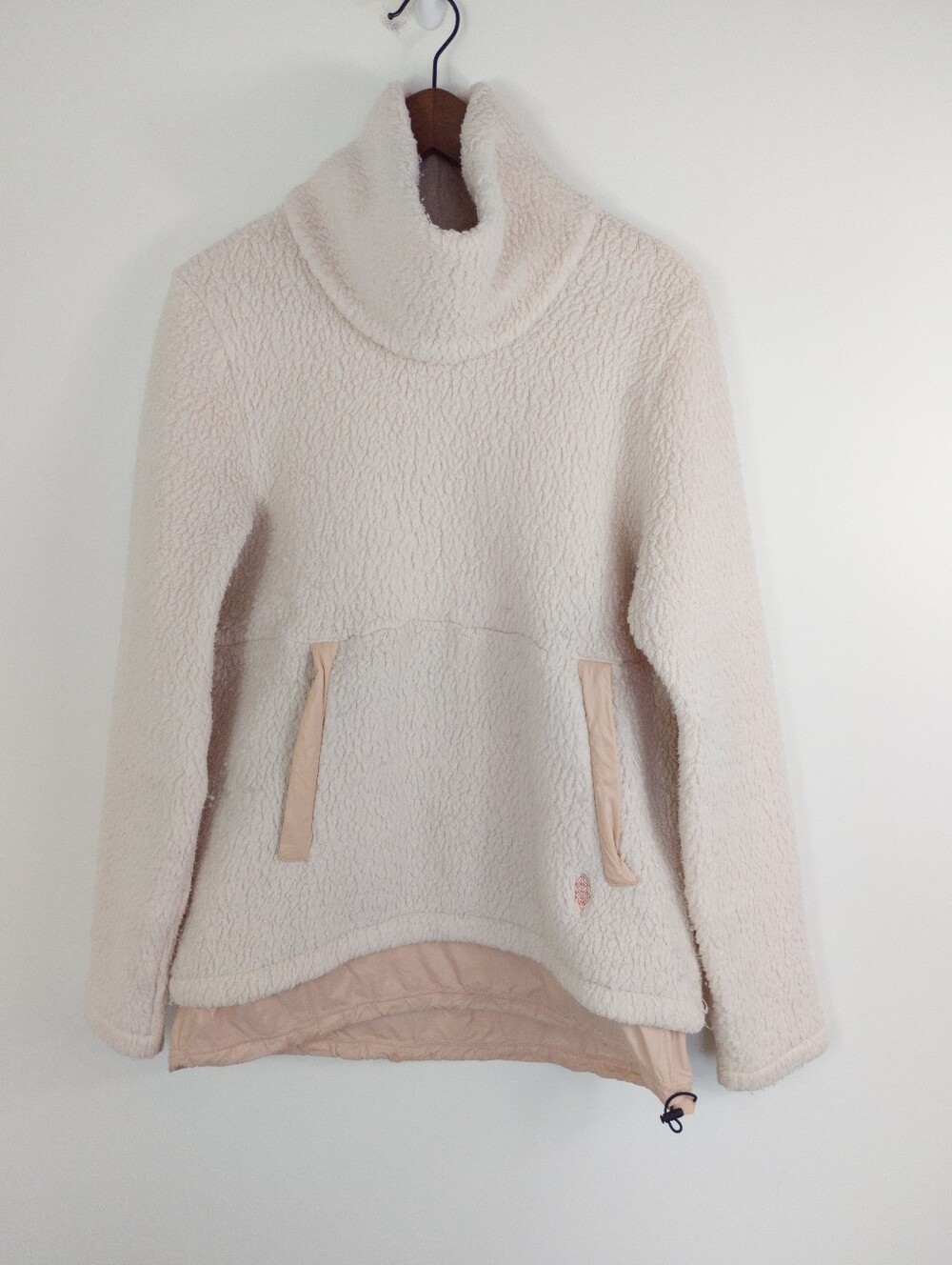 INDYGENA Pecora Polartec Shearling Fleece Funnel Neck Pullover Cream Medium
